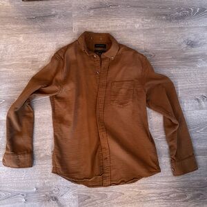 Banana Republic - Men’s Burnt Orange - Soft Button Up 
Size Medium - Never Worn